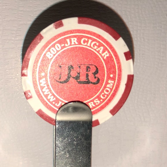 JR Cigars Poker Casino Chips Golf Marker - Picture 5 of 8